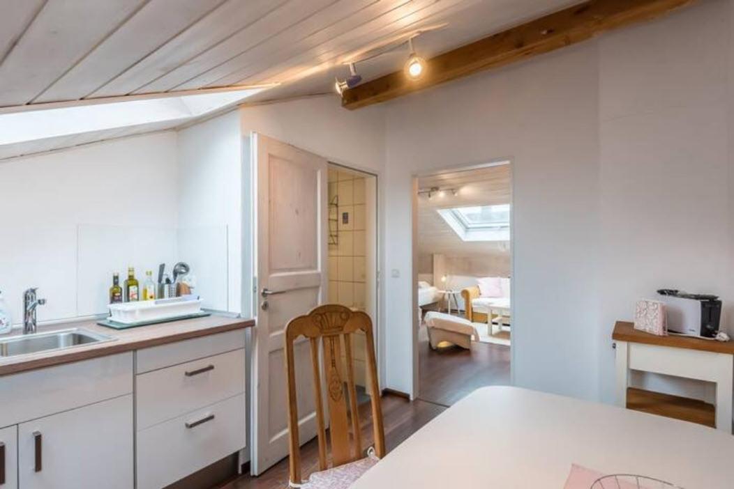 Modernes Apartment Zum Wohlfuehlen Kolbermoor Exterior foto